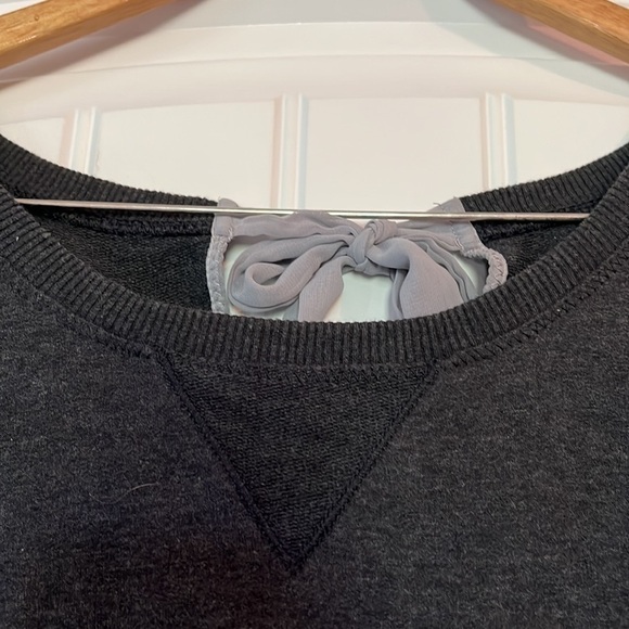 Aerie Pullover Sweater with ribbon tie at neck Small - Picture 2 of 7